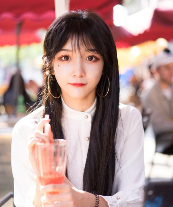 抖音我叫abbily是男是女?